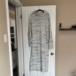 RW&CO. Cream and Gray Knit Sweater